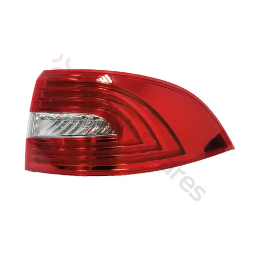 Skoda Superb - Outer Tail Light Right - 3T5 945 096A - OLSA-1.04.154.00