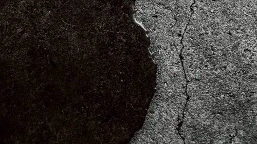 Coolant leak: how to find it, what causes it and what it costs to fix